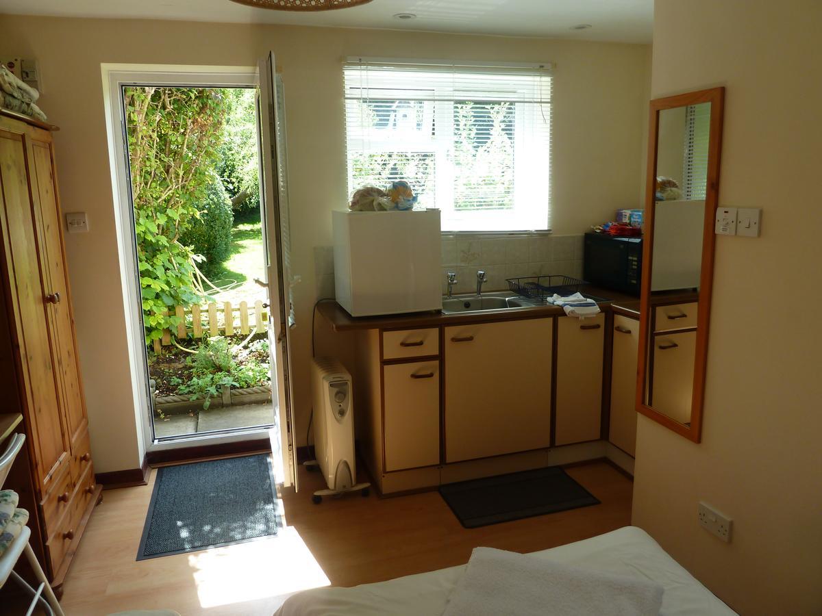 Hillside Self Catering Panzió Salisbury Kültér fotó